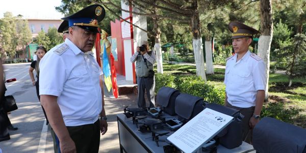 Ташиев передал Департаменту охраны и конвоирования оборудование и спецтехнику на 81 млн сомов изображение публикации