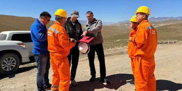 В Кыргызстане начали строить автодорогу Барскоон – КПП «Бедель» протяженностью 150 км изображение публикации