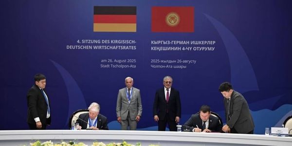 «Кыргыз темир жолу» и немецкая Rhenus договорились развивать логистику изображение публикации