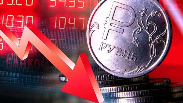 За выходные рубль снизился к сому – курсы валют в Бишкеке 18 августа изображение публикации