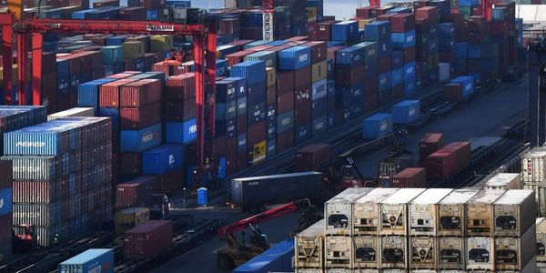 К 2030 году внешнеторговый оборот КР достигнет $21.9 млрд — прогноз Минфина изображение публикации