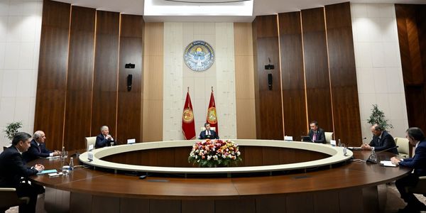 Встреча глав правительств государств-членов ОТГ с Садыром Жапаровым. Фото: пресс-служба президента КР.