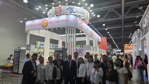 В Москве представили национальный стенд «Сделано в Кыргызстане» с продукцией 24 компаний изображение публикации