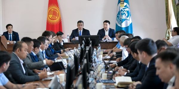 Порядка 4.5 млрд сомов направлены на ремонт 41 км дорог столицы — мэрия Бишкека изображение публикации