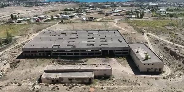 Родственник Камчы Кольбаева добровольно передал 1 га земли мэрии Чолпон-Аты — фото изображение публикации