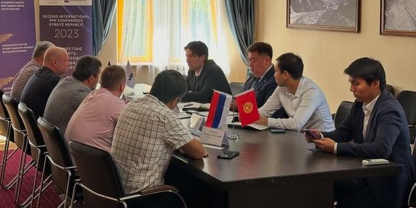 Кыргызстан и российский холдинг обсудили инфраструктурные проекты на $200 млн изображение публикации