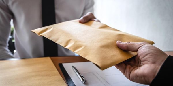 В Казахстане планируют запретить зарплату в конвертах изображение публикации