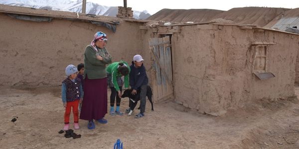 За 24 года число живущих в крайней бедности в КР сократилось в восемь раз изображение публикации