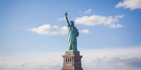 Участие в лотерее Green Card станет платным — Госдеп США изображение публикации