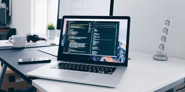 В Кыргызстане стартовал набор на бесплатные программы обучения в IT изображение публикации