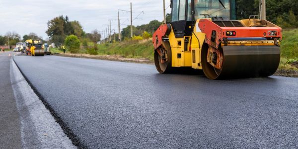 Департамент наземного и водного транспорта получит 35 новых сотрудников и надбавки для работников КПП изображение публикации