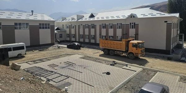 Строительство школы в с. Андагул. Фото: Минстрой.