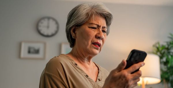 Телефонные мошенники атакуют: самые популярные схемы сейчас и как защититься