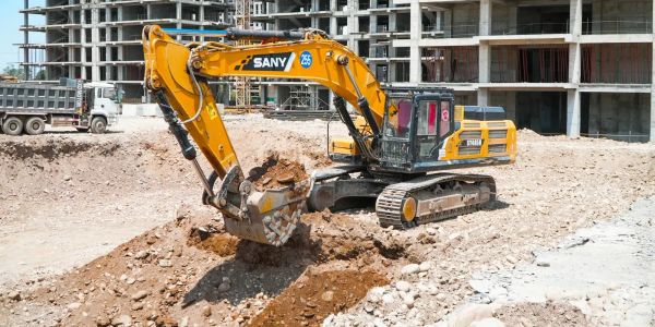 Мэр Бишкека: Реновация неизбежна и будет проходить поэтапно изображение публикации