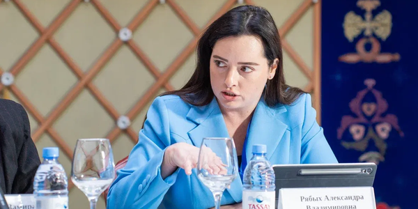 КР войдет в Международный совет по поддержке женщин в промышленности и технологиях изображение публикации