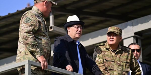 Садыр Жапаров открыл учебно-тренировочный центр ГКНБ в Джалал-Абадской области изображение публикации