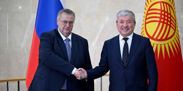 В Бишкеке прошло 26-е заседание кыргызско-российской межправкомиссии изображение публикации