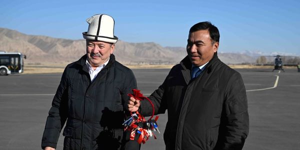 Нарыну передали 21 единицу транспорта — ключи вручил Касымалиев изображение публикации