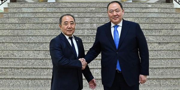 Вручение верительных грамот послом Кыргызстана в МИД Казахстана. Фото: МИД РК.