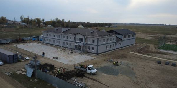 В селе Ынтымак завершается строительство новой школы за 100 млн сомов изображение публикации