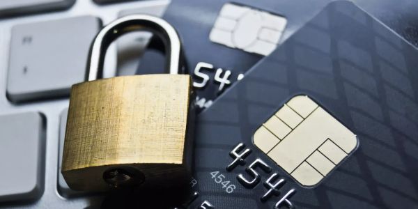 Более 19 тысяч кыргызстанцев установили самозапрет на получение кредитов изображение публикации