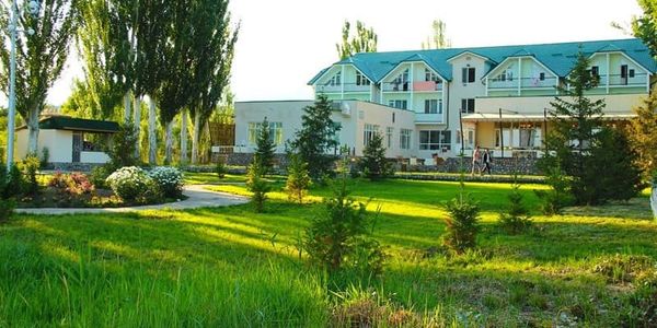 Кабмин КР обязал пансионаты чистить дно Иссык-Куля спецтехникой изображение публикации