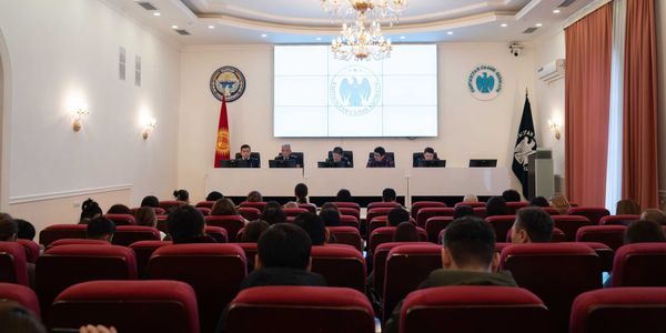 Налоговая служба и банки КР обсудили налог на транзакцию изображение публикации