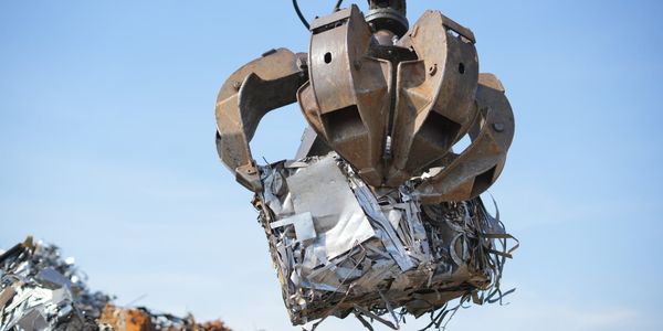 В КР планируют временно запретить вывоз металлолома: кому это выгодно изображение публикации