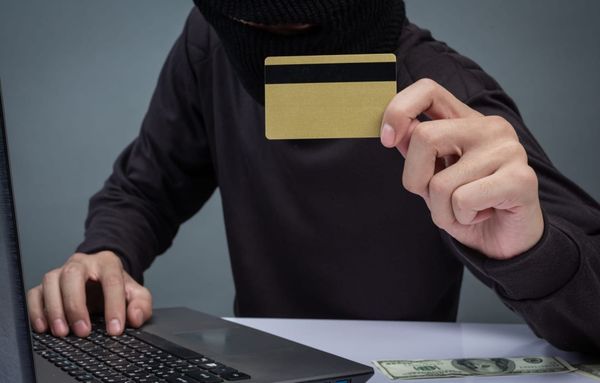 Работа за границей без риска: как не стать жертвой мошенников изображение публикации