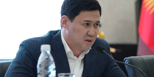 Эльдар Жакыпбеков ГКНБ 2026, Даниэль Рысалиев задержание, Камчыбек Ташиев отставка, коррупция в ГКНБ Кыргызстана, Первомайский суд Бишкека аресты, следователь Вазелин ГКНБ