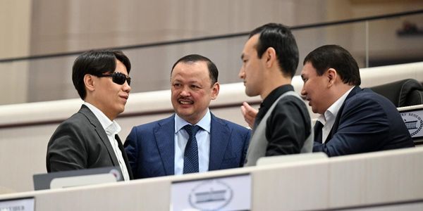 В Кыргызстане намерены отказаться от продажи госимущества через конкурсы изображение публикации