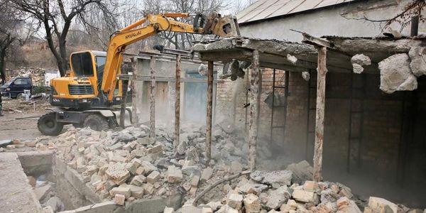 снос домов Ош 2026, Садыр Жапаров Ыдырыс Исаков, красная линия Ош, компенсации за жилье КР, Садыр Жапаров новости