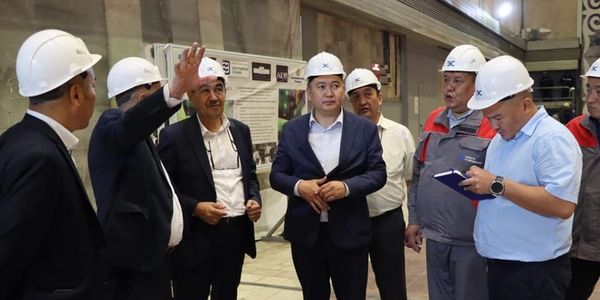 Замминистра энергетики КР Салават Садыракунов проверил работу и модернизацию гидроэлектростанций в Джалал-Абадской области.