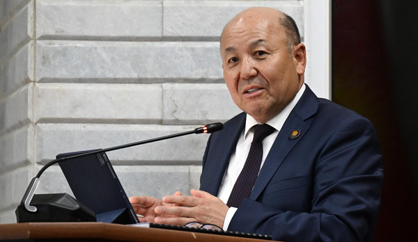 Миллиардные нарушения, виновные клерки и 93 млрд сомов резервов: главное из отчета Счетной палаты изображение публикации