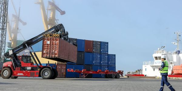 Транзит узбекских грузов через порты Казахстана вырос на 60% изображение публикации