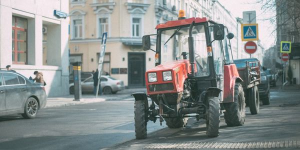 «Бишкекзеленхоз» закупает запчасти для спецтехники на 26 млн сомов изображение публикации