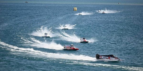 Кабмин направил более $2 млн на инфраструктуру для Formula 1 H2O на Иссык-Куле — Эдуард Кубатов изображение публикации