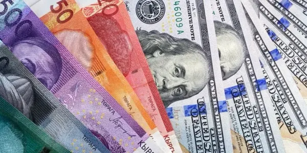 Курс валют: сом укрепляется на фоне снижения доллара, евро и рубля изображение публикации