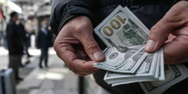 В Бишкеке и Оше на 530 тысяч сомов оштрафованы две обменки и 24 валютчика изображение публикации