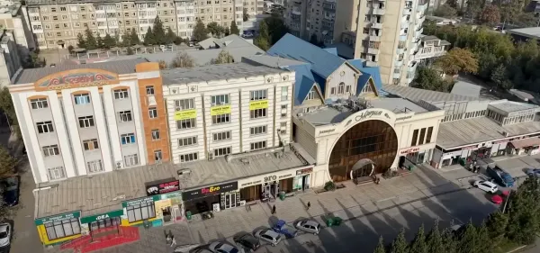 Ресторан «Мээрим» в Оше задолжал городскому бюджету 14 млн сомов за аренду муниципальной земли.