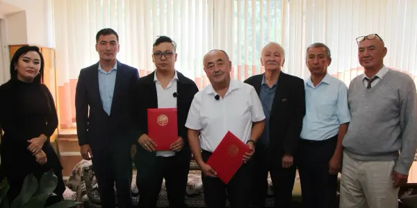 Искусственные ледники выходят на нацуровень: в Оше подписано соглашение между USTA International и НАН КР изображение публикации