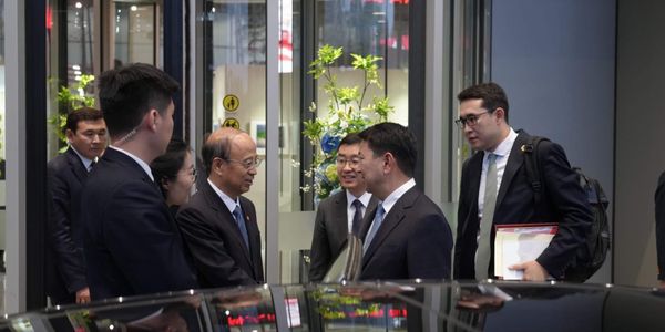 Кыргызстан обсудил с CNPC и Sinopec строительство НПЗ и нефтехранилищ изображение публикации