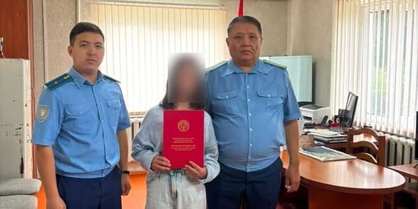 В Джети-Огузе ребенку-сироте выделили 6 соток земли под строительство дома изображение публикации