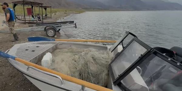 В Токтогульском водохранилище с начала года изъяли более 40 км сетей изображение публикации