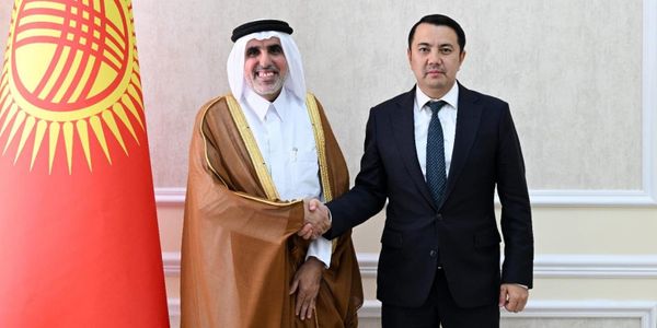Маматалиев пригласил спикера парламента Катара посетить Кыргызстан изображение публикации