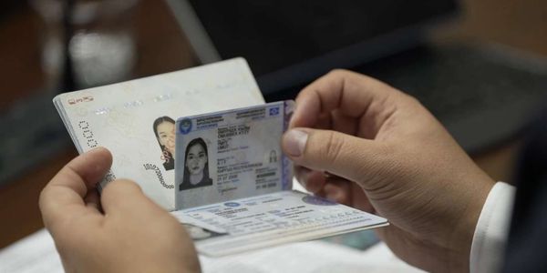 С 16 октября в обменниках КР требуют паспорт — независимо от суммы операции изображение публикации