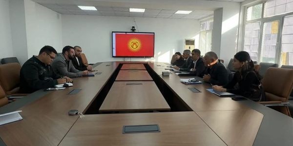 Кому котлеты? В Кыргызстан планируют поставки для Burger King и McDonald’s изображение публикации