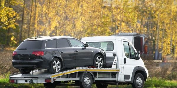 В Бишкеке предлагают расширить основания для эвакуации автомобилей изображение публикации