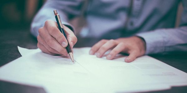 Пломбы, НДС и патенты для художников: Минэконом предлагает новые правила для бизнеса изображение публикации