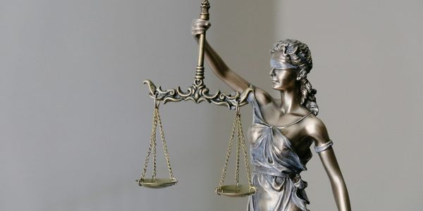 Кыргызстан вновь получил 0.45 балла в мировом Индексе верховенства права изображение публикации